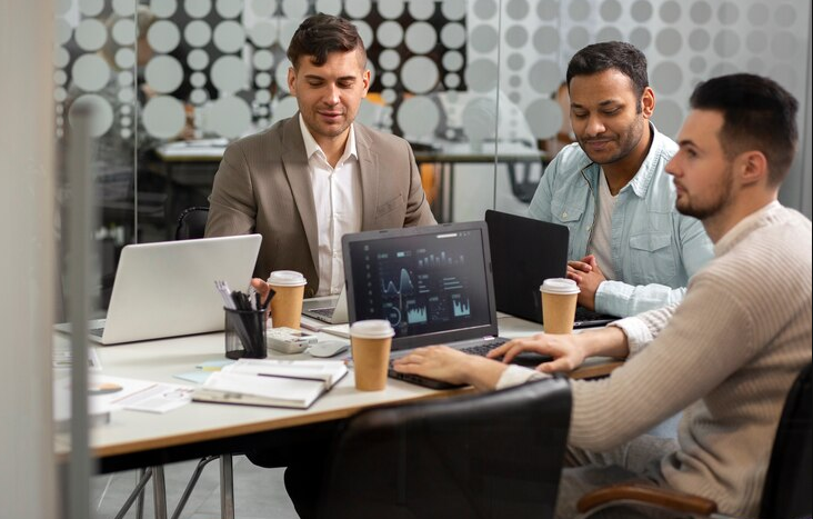 6 Strategic Benefits of IT Consulting for SMBs in Chicago